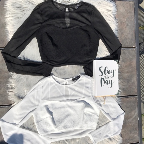 White SOLD. Black available in other listing. - Picture 2 of 5